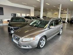 Grå Begagnad 2011 Volvo V70 R-Design Kombi | 84 900 kr (Marknadspris)