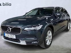 Grå Begagnad 2018 Volvo V90 CC Kombi | 289 500 kr (Marknadspris)
