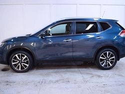 Mörkblå Begagnad 2017 Nissan X-Trail SUV | 149 900 kr (Marknadspris)