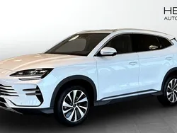 Svart Ny 2025 BYD Seal U Comfort SUV | 512 400 kr