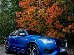 Blå Begagnad 2018 Volvo XC90 R-Design SUV | 375 000 kr (Bra pris)