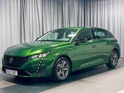 Grön Begagnad 2022 Peugeot 308 Active Halvkombi | 189 800 kr (Marknadspris)