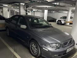 Grå Begagnad 2004 Volvo S40 Sedan | 15 000 kr (Marknadspris)