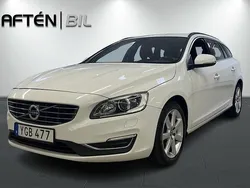 Vit Begagnad 2016 Volvo V60 Momentum Kombi | 229 800 kr (Dyr)