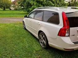 Vit Begagnad 2012 Volvo V50 Momentum Kombi | 40 000 kr (Marknadspris)