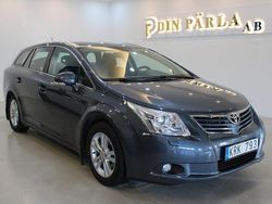 Mörkblå (blå) Begagnad 2010 Toyota Avensis Business Edition Kombi | 79 900 kr (Marknadspris)