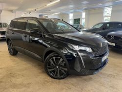 Svart Begagnad 2023 Peugeot 5008 GTi Minibuss | 329 900 kr (Marknadspris)