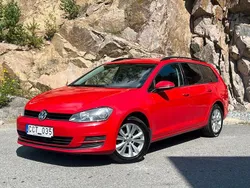 Röd Begagnad 2014 VW Golf VII Kombi | 84 700 kr (Marknadspris)