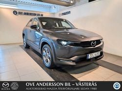 Grå Begagnad 2022 Mazda MX30 Exclusive-Line SUV | 174 900 kr (Marknadspris)