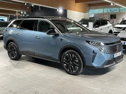 Blå Begagnad 2025 Peugeot 5008 GT Minibuss | 409 900 kr