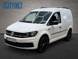 Vit Begagnad 2020 VW Caddy Minibuss | 224 875 kr (Marknadspris)