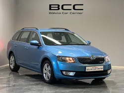 Blå Begagnad 2015 Skoda Octavia Kombi | 119 700 kr (Dyr)