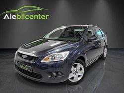 Grå Begagnad 2010 Ford Focus Platinum Halvkombi | 54 900 kr (Marknadspris)
