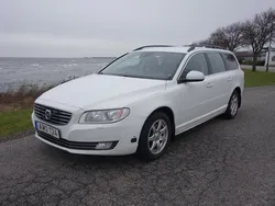 Vit Begagnad 2014 Volvo V70 Kombi | 109 000 kr (Marknadspris)
