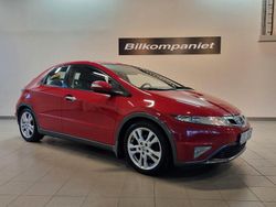 Röd Begagnad 2010 Honda Civic Sport Halvkombi | 69 900 kr (Marknadspris)