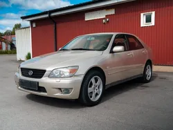 Ljusbrun (brun) Begagnad 2004 Lexus IS200 Sedan | 54 500 kr