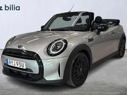 Grå Begagnad 2023 Mini Cooper Cabriolet Essential Cab | 289 900 kr (Lite dyr)