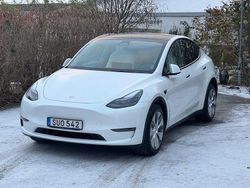 Begagnad 2022 Tesla Model Y Long Range AWD SUV | 399 000 kr (Lite dyr)
