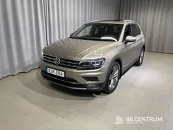 Ljusbrun (brun) Begagnad 2018 VW Tiguan Highline SUV | 219 900 kr (Marknadspris)