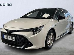 Vit Begagnad 2020 Toyota Corolla Sport Kombi | 259 800 kr (Marknadspris)