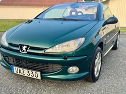 Grön Begagnad 2003 Peugeot 206 CC Roland Garros Cab | 29 990 kr (Lite dyr)