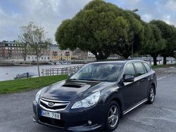 Grå Begagnad 2011 Subaru Legacy Kombi | 55 000 kr (Lite dyr)