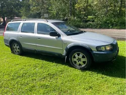 Grå Begagnad 2001 Volvo XC70 SUV | 30 000 kr (Superpris)