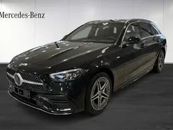 Svart (black) Ny 2025 Mercedes C300e AMG Kombi | 649 450 kr (Lite dyr)