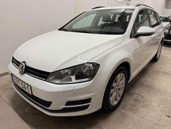 Vit Begagnad 2016 VW Golf VII Kombi | 84 500 kr (Marknadspris)