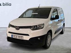 Vit Begagnad 2021 Toyota Proace City City Van | 179 900 kr