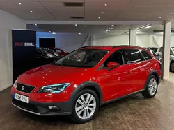 Röd Begagnad 2015 Seat Leon X-Perience Kombi | 114 900 kr (Marknadspris)