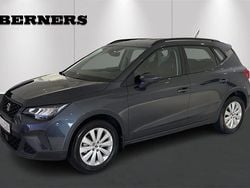 Grå Begagnad 2024 Seat Arona Style SUV | 205 900 kr (Marknadspris)