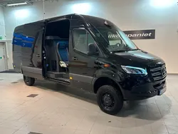 Svart Ny 2025 Mercedes Sprinter Van | 1 099 000 kr