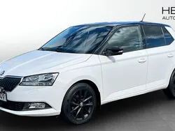 Vit (white) Begagnad 2018 Skoda Fabia Halvkombi | 129 000 kr (Marknadspris)