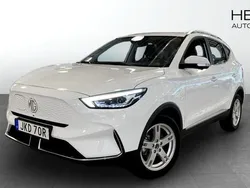 Vit (white) Begagnad 2021 MG ZS Luxury Sedan | 254 900 kr (Superpris)