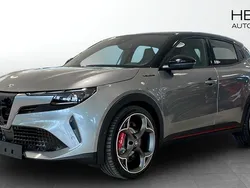 Ny 2025 Alfa Romeo Junior Veloce Halvkombi | 527 800 kr