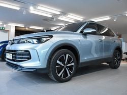 Silver Ny 2024 VW Tiguan Elegance SUV | 478 600 kr (Bra pris)