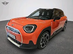 Röd Begagnad 2024 Mini Aceman SUV | 494 900 kr