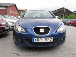 Mörkblå Begagnad 2006 Seat Leon Halvkombi | 48 500 kr (Marknadspris)