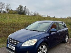 Blå Begagnad 2007 Kia Ceed EX Halvkombi | 17 999 kr (Marknadspris)