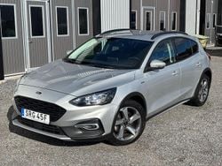 Grå Begagnad 2020 Ford Focus Active Halvkombi | 169 800 kr (Bra pris)