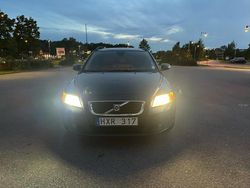 Blå Begagnad 2009 Volvo V50 Kombi | 32 000 kr (Bra pris)