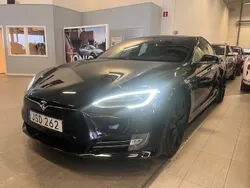 Svart Begagnad 2018 Tesla Model S Sedan | 329 900 kr (Lite dyr)