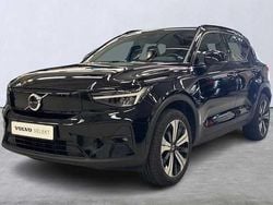 Svart Begagnad 2023 Volvo XC40 Plus SUV | 329 900 kr