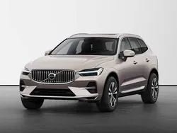 Grå Ny 2025 Volvo XC60 Core SUV | 610 200 kr (Lite dyr)