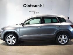 Grå Begagnad 2022 Skoda Karoq Style SUV | 469 900 kr