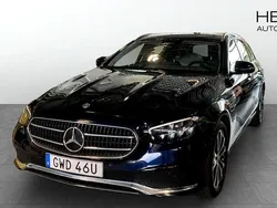 Mörkblå (blue) Begagnad 2020 Mercedes E300 Edition Kombi | 355 000 kr (Marknadspris)