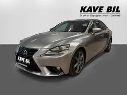 Ljusgrå Begagnad 2014 Lexus IS300h Executive Line Sedan | 159 900 kr (Marknadspris)