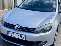 Silver Begagnad 2011 VW Golf Halvkombi | 43 000 kr (Marknadspris)