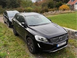 Svart Begagnad 2017 Volvo XC60 Momentum SUV | 245 000 kr (Bra pris)